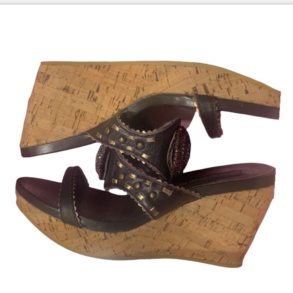 Steven by Steve Madden Women 6 cork wedge jeweled platform sandles